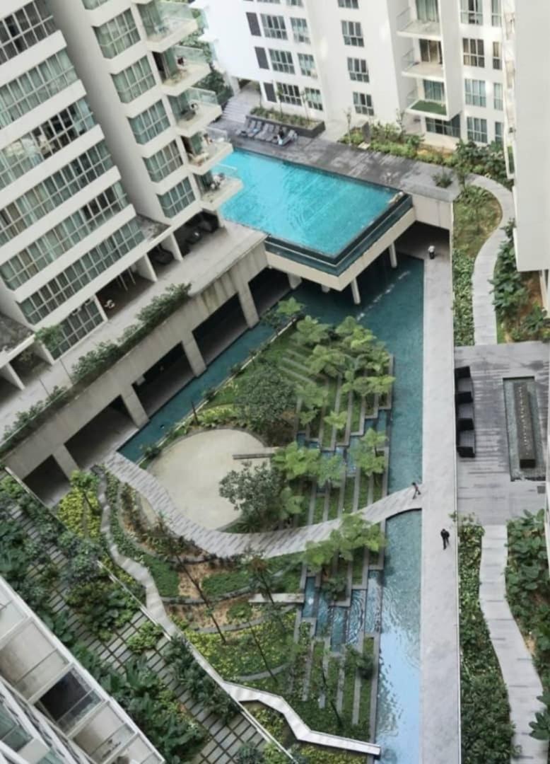 Regalia Suites With Infinity Pool Klcc By Staycation Homes Куала-Лумпур Экстерьер фото